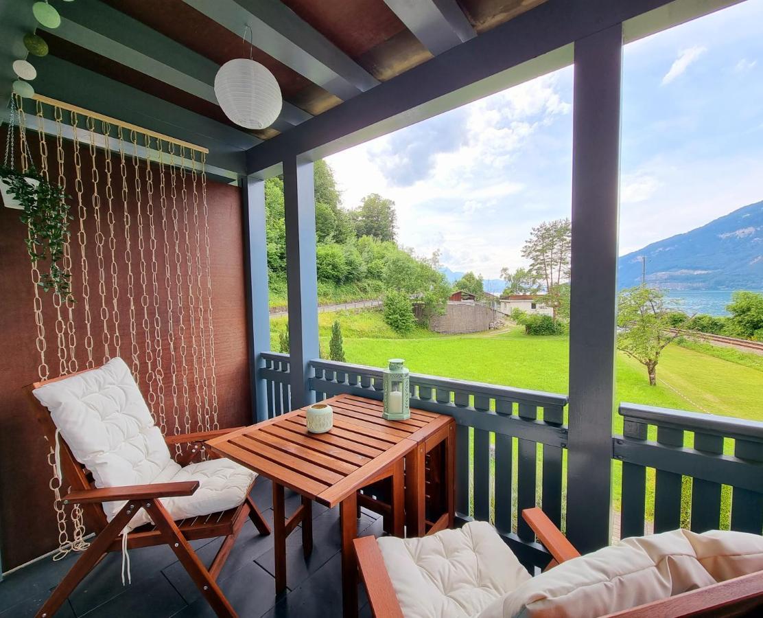 Strandhuesli Directly On Lake Thun Darligen Экстерьер фото